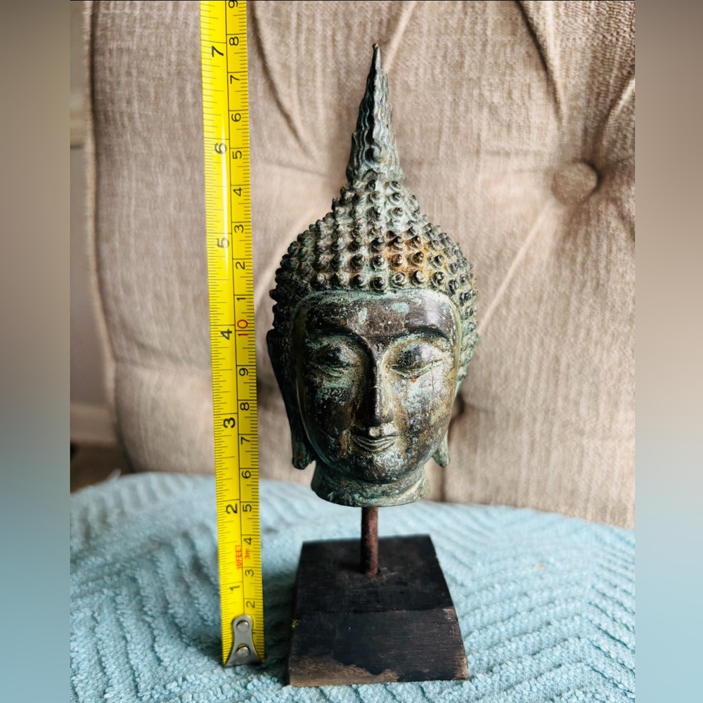 Vintage Thai bronze buddha head